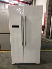 FISHER & PAYKEL AMERICAN STYLE 2 DOOR FRIDGE FREEZER IN WHITE - MODEL NO. RX682DW1 - RRP £1390