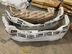 3 X ASSORTED BUMPERS TO INCLUDE TONG YANG REAR UPPER BUMPER GLE-CLASS 20 PRIMED (INCLUDING PDC HOLES) - ITEM NO. BZ0431BAQ - TOTAL LOT RRP £308 (KERBSIDE PALLET DELIVERY)