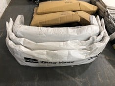 3 X VOLKSWAGEN JETTA PRIMED (NO PDC) AFTERMARKET REAR BUMPER (VG04157BB-TY1) - TOTAL LOT RRP £298.80