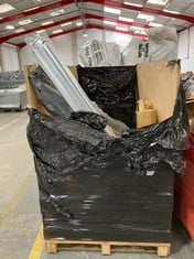 PALLET OF ASSORTED REPLACEMENT PARTS TO INCLUDE HONDA CR-V '1996 - 2002' FRONT WING WITH REPEATER HOLD (HD10044BR) (KERBSIDE PALLET DELIVERY)