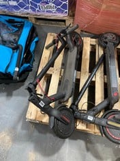 XIAOMI MI ELECTRIC SCOOTER IN BLACK - RRP £429 (COLLECTION ONLY)