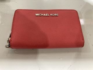 1 X BOX OF ASSORTED MICHEAL KORS HANDBAG PURSES