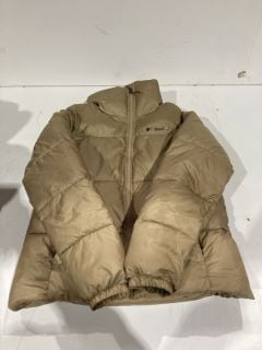 1 X BOX OF ASSORTED COATS TO INCLUDE COLUMBIA PUFFA COAT