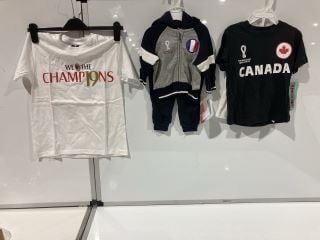 BOX OF CHILDREN'S CLOTHING ITEMS TO INCLUDE QATAR 22' CANADA BABY GROW UK 3 6 MONTHS