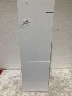 BOSCH SERIES 4 KGN392WDFG 70/30 FROST FREE FRIDGE FREEZER WHITE RRP £659