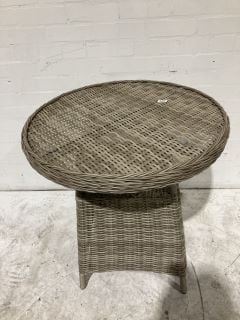 1 X WICKER WEAVE GARDEN COFFEE TABLE