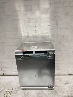 BOSCH SERIES 4 GUN21VFEOG BUILT IN FREEZER RRP £569