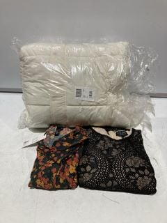 BOX OF ITEMS TO INCLUDE IN THE STYLE DRESS BLACK/BEIGE SIZE 16