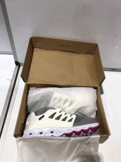 BOX OF ITEMS TO INCLUDE GUL HYDRO TRAINERS GREY & WHITE SIZE 9