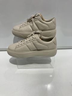 ECCO STREET PLATFORM UK 6.5-7 COLOUR BEIGE