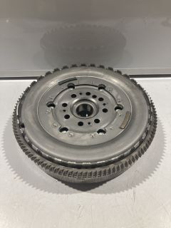 1 X SCHAEFFLER FLYWHEEL DUAL CLUTCH