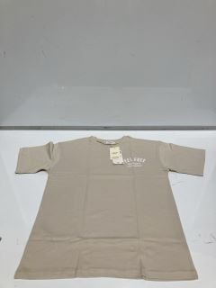 1 X BOX OF PREMIUM DESIGNER APPAREL TO INCLUDE MANGO BOYS T SHIRT XS/S BEIGE