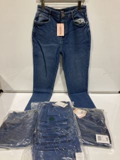 1 X BOX OF PREMIUM DESIGNER APPAREL TO INCLUDE MISSGUIDED JEANS SIZE 10