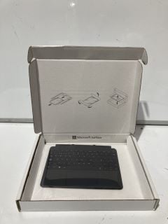 5 X MICROSOFT SURFACE GO KEYBOARD TOTAL RRP £480