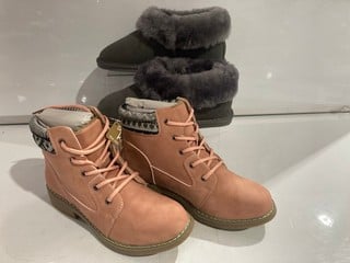 WOOLOVER SUEDE AND SHEEPSKIN SHORT SLIPPER BOOT+PINK BOOTS FLUFFY TOP SIZE 5