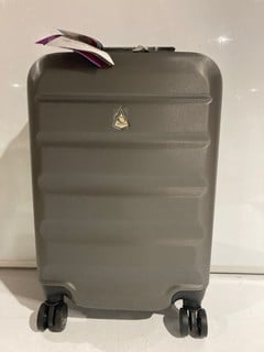 AEROLITE CARRY CASE WITH WHEELS AND HANDLE GREY