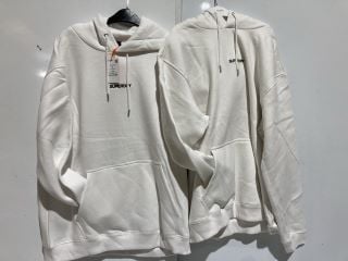 2 X PREMIUM DESIGNER APPAREL TO INCLUDE SUPERDRY WHITE HOODIES SIZE XL TOTAL RRP £120