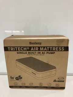 MARKSMAN PORTABLE GAS STOVE & BESTWAY TRITECH AIR MATTRESS