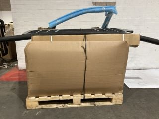 A PALLET TO INCLUDE A HONDA CROSSBAR 08L04-T1G-600