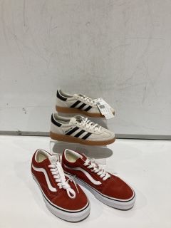 VANS OLD SKOOL TRAINERS IN THEORY BOSSA NOVA SIZE 7.5 TO INCLUDE ADIDAS WOMEN'S HANDBALL SPEZIAL TRAINERS SIZE 5