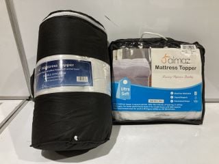 BOX OF BEDDING TO INCLUDE JAIMAZ MATTRESS TOPPER 4" SINGLE