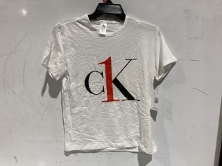 BOX OF PREMIUM DESIGNER APPAREL TO INCLUDE CALVIN KLEIN T SHIRTS SIZE XS