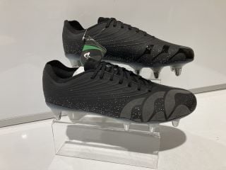 STAMPD GRNDBRK ELITE SG AU PEBAX POWERED BLACK/SILVER SOFT GROUND BOOTS SIZE 11 UNISEX RRP £150