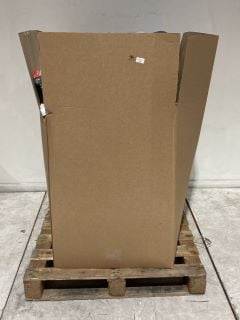 PALLET OF ASSORTED ITEMS INCLUDING SIMPA EXTENDABLE NURSERY GUARD SP38885