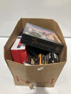 BOX TO INCLUDE 7 WONDERS BOARD GAME, WAHL TRIMMER