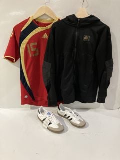 3 X ITEMS TO INCLUDE RED ADIDAS JERSEY LARGE