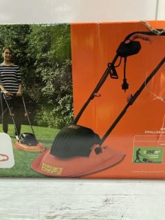 1 X BLACK DECKER SMALLER LAWN MOWER RRP £155