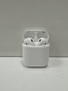 APPLE AIRPODS WIRELESS EARPHONES IN WHITE: MODEL NO A2031 A1602 A2032 (WITH WIRELESS CHARGING CASE) [JPTM126585]