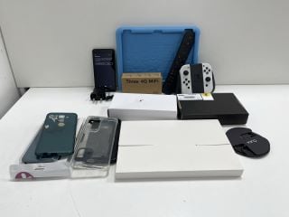 ASSORTED ITEMS TO INCLUDE PHONE CASES, NINTENDO JOY-CON, NOKIA LUMIA 640, YALE ACCESS MODULE, THREE 4G WIFI HUB & OTHERS BOX OF TECH ITEMS. [JPTM126687]