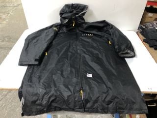 OPSPREY SURF BLACK COAT - SIZE M