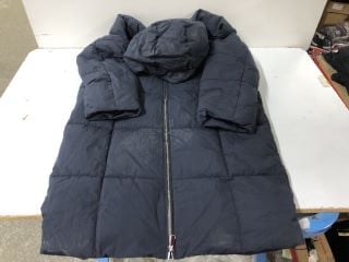 2 X COATS TO INC VERY BLUE WATER PROOF COAT - SIZE UNKNOWN