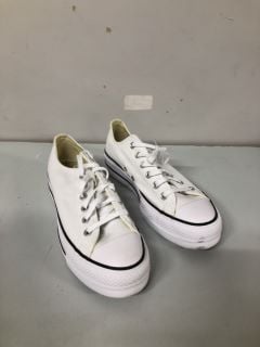 CONVERSE CTAS LIFT OX BLACK SHOES - SIZE 7