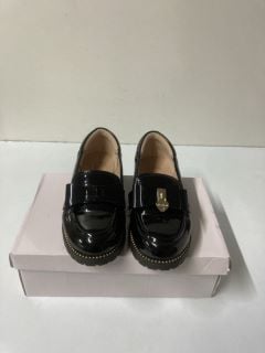 LITTLE DIVA BLACK SHOES - SIZE: 3