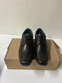 POD ANGUS BLACK LEATHER SHOES - SIZE:9