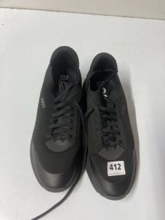 HUGO BOSS BLACK SHOES - SIZE 10