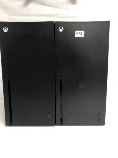 2 X XBOX SERIES X REPLICA MINI FRIDGE THERMOELECTRIC COOLER