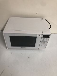 PANASONIC WHITE DIGITAL MICROWAVE