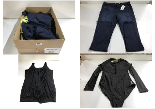 BOX OF WOMEN'S DESIGNER CLOTHING VARIOUS SIZES