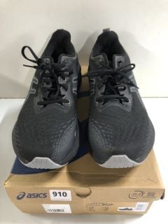 ASICS BLACK MEN'S SHOES - SIZE 13