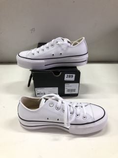 CONVERSE CTAS LIFT OX UK SIZE: 4