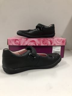 LELLI KELLY KIDS UK SIZE: 12.5