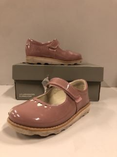 CLARKS KIDS UK SIZE: 10.5