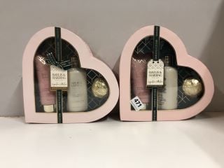 2 X BAYLIS & HARDING ENGLAND SIGNATURE COLLECTION