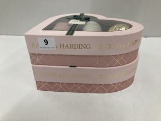 2 X BAYLIS & HARDING SIGNATURE COLLECTION KEEPSAKE BOXES JOJOBA, VANILLA & ALMOND OIL COLLECTION