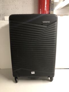 AMERICAN TOURISTER SUITCASE