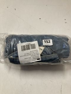 CURVY 2ND AVE JEANS IN BLUE SIZE 8 - RRP £108